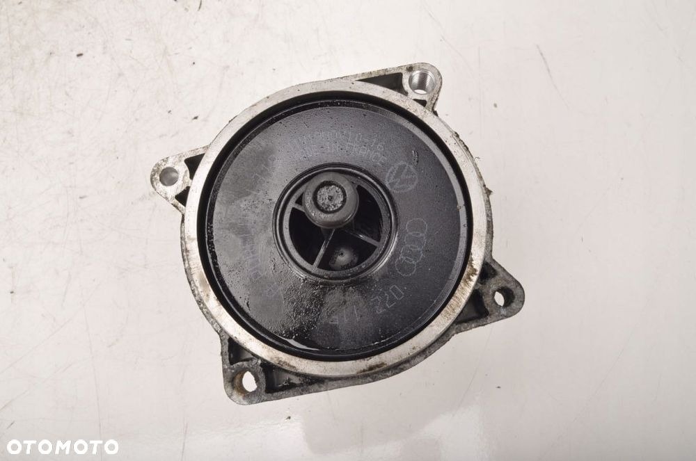 TOUAREG I 5.0 D OBUDOWA FILTRA OLEJU 07Z115466A - 4