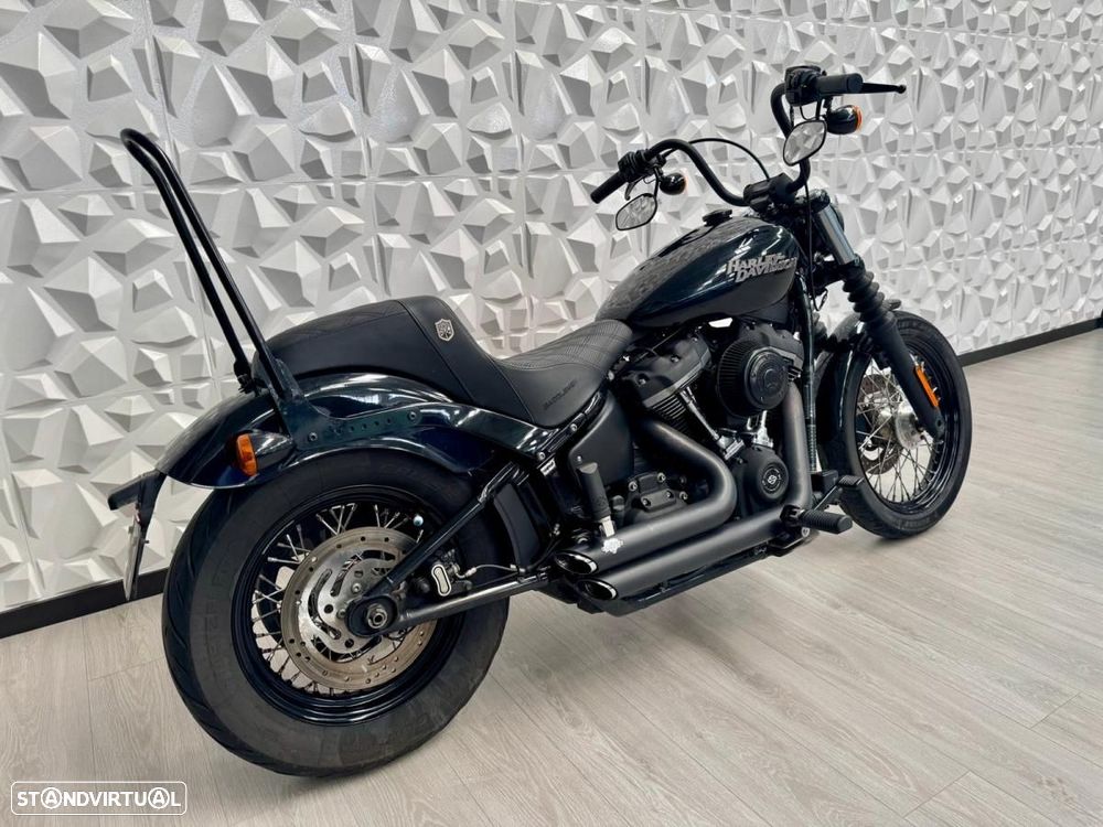 Harley-Davidson Softail FXBB Street Bob - 3
