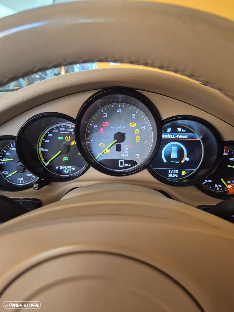 Porsche Panamera S E-Hybrid - 13