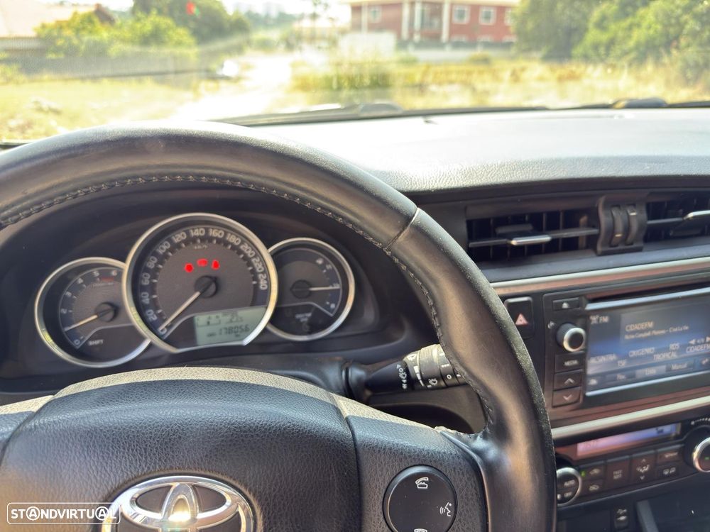 Toyota Auris Touring Sports 1.4 D-4D Comfort - 11