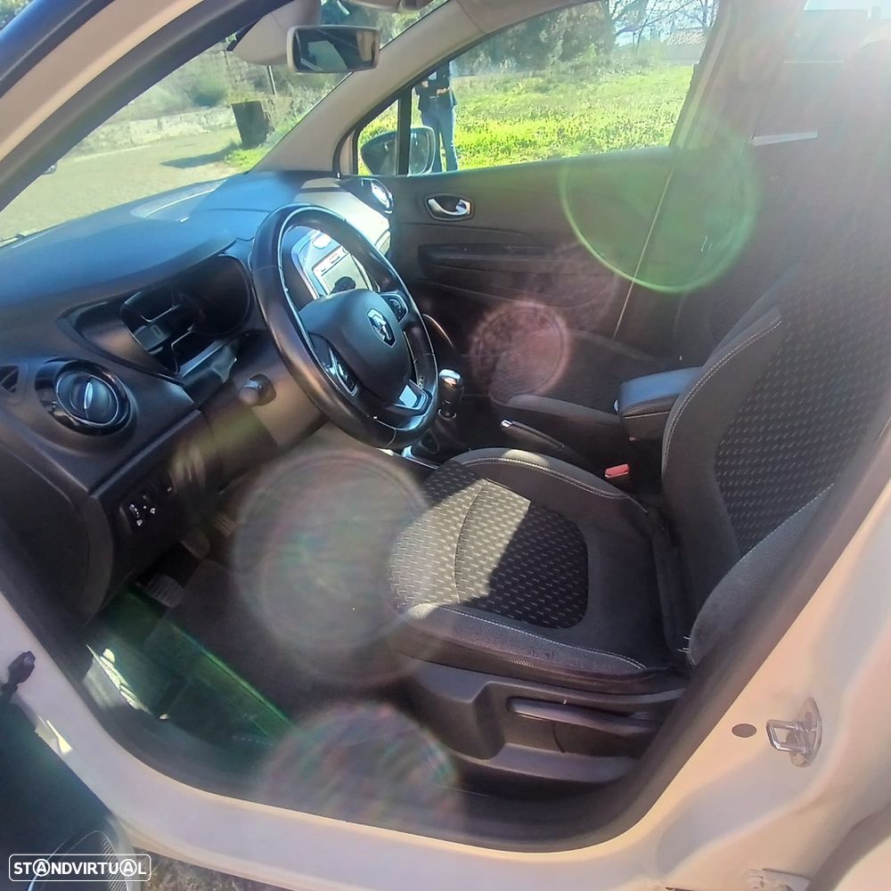 Renault Captur - 12
