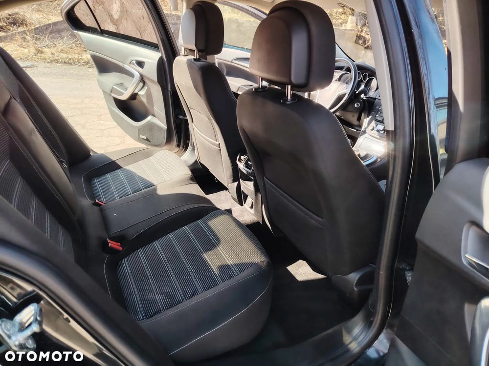 Opel Insignia 1.6 T Cosmo - 26