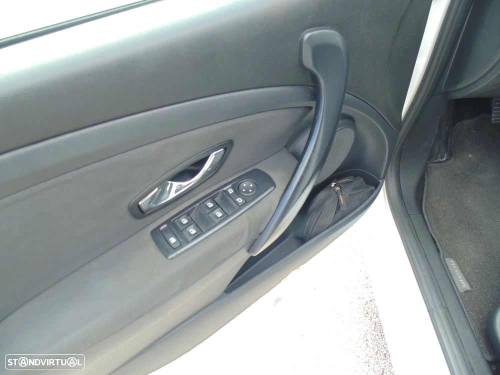 Renault Mégane Sport Tourer 1.5 dCi Luxe SS - 17