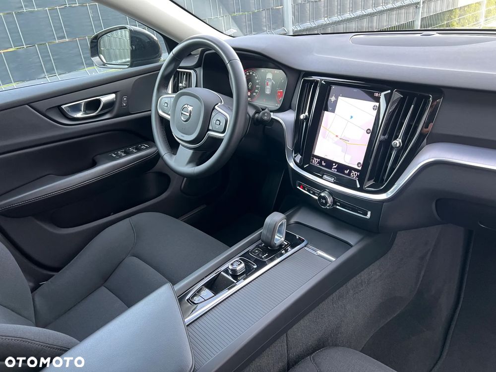 Volvo V60 B4 D Geartronic Momentum Pro - 35