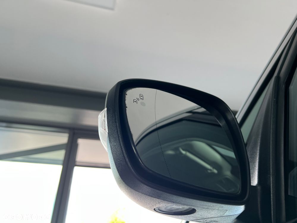 Ford S-Max 2.0 EcoBlue Titanium - 10
