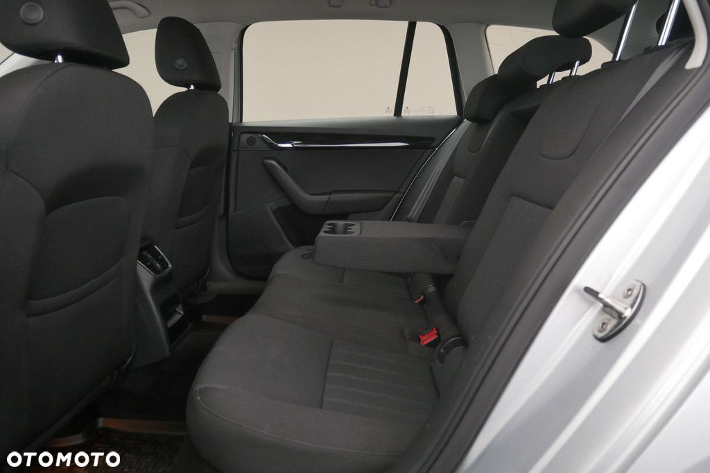 Skoda Octavia - 15