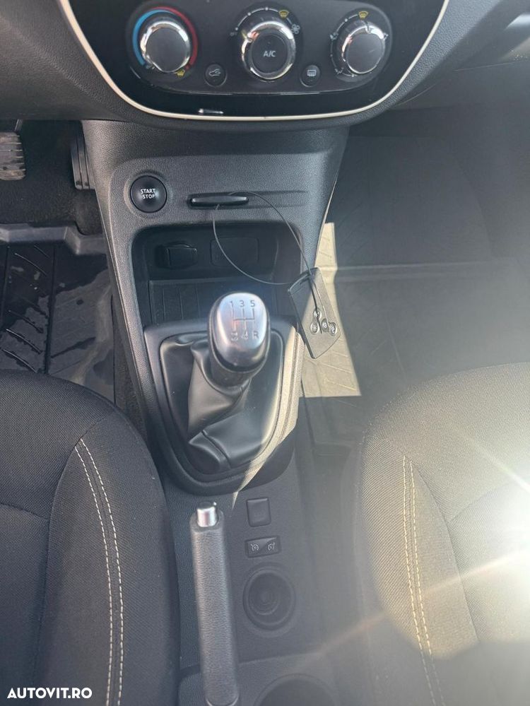 Renault Captur - 16