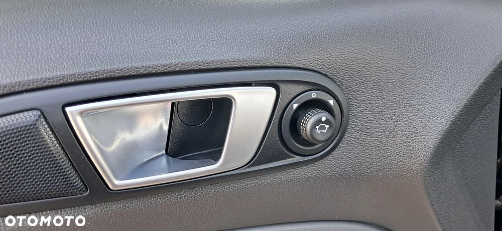 Ford EcoSport 1.0 EcoBoost TITANIUM - 38