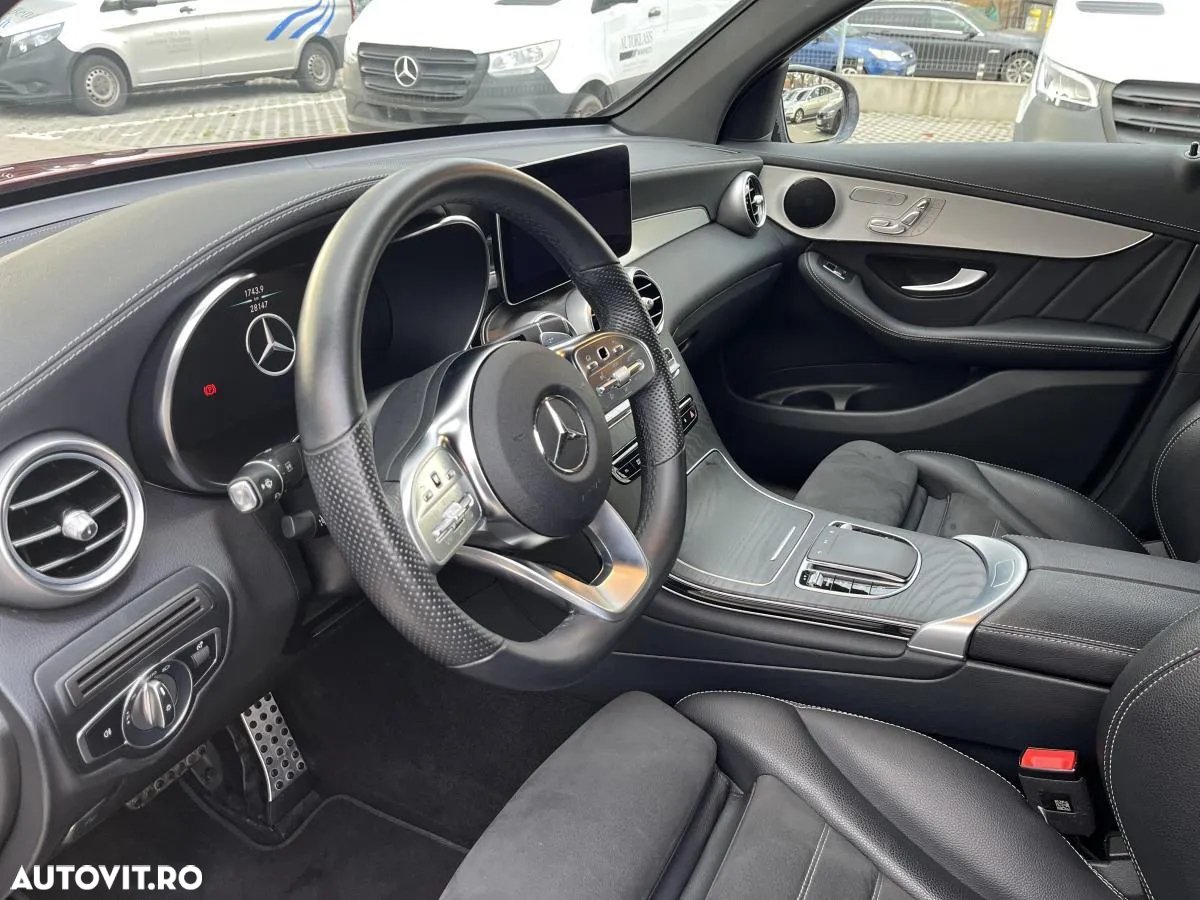 Mercedes-Benz GLC - 9