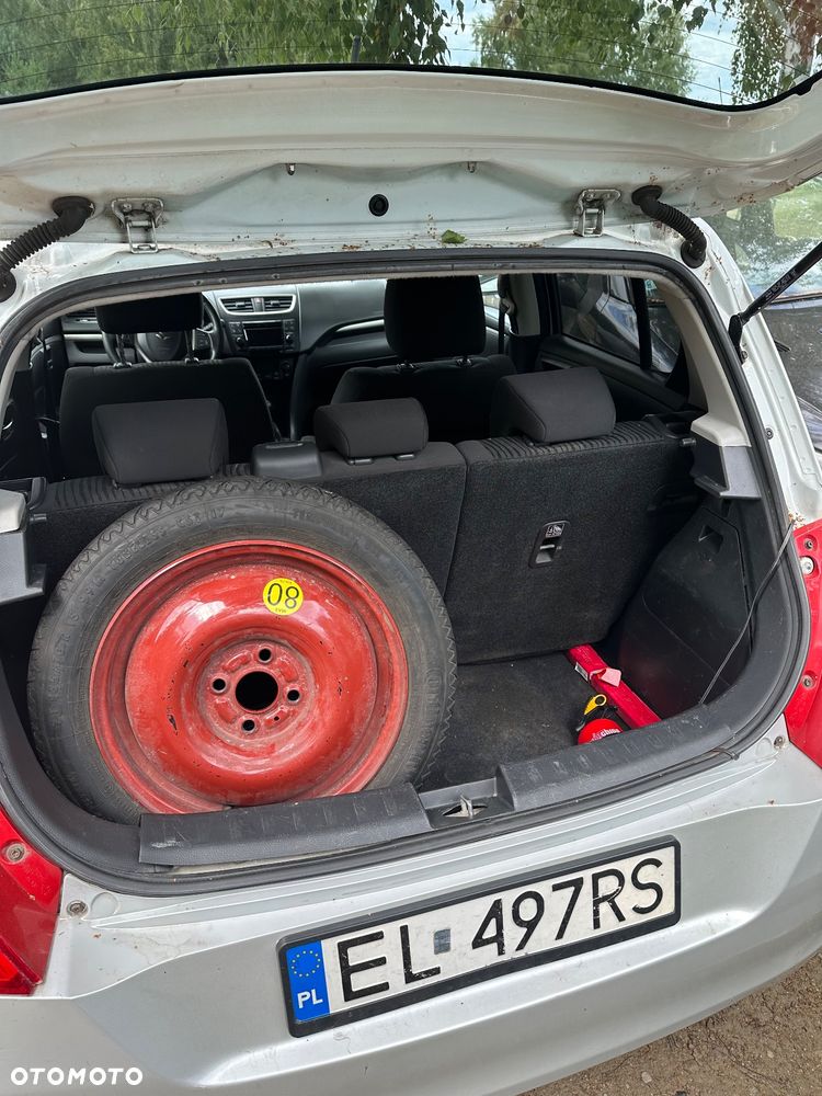 Suzuki Swift - 8