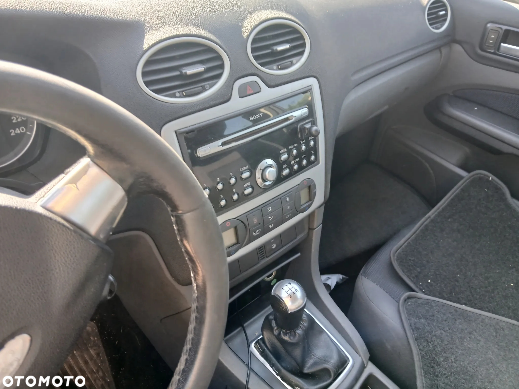 ford focus MK2 kombi fotel fotele kanapa deska kokpit podsufitka boczek boczki klamka podłokietnik - 4