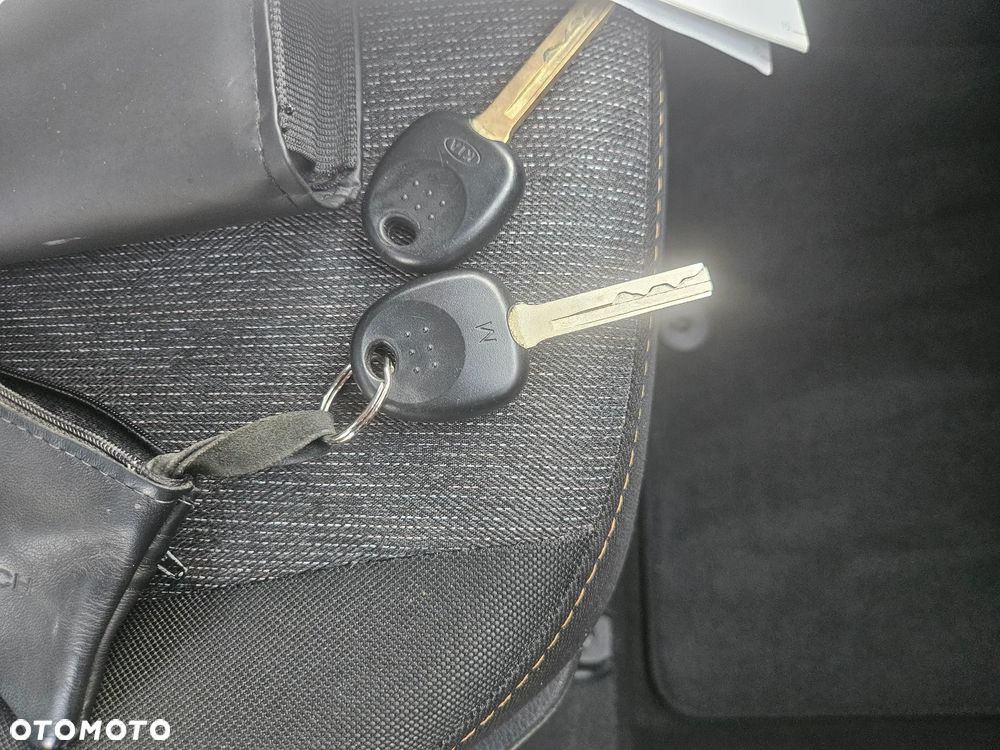 Kia Picanto - 23