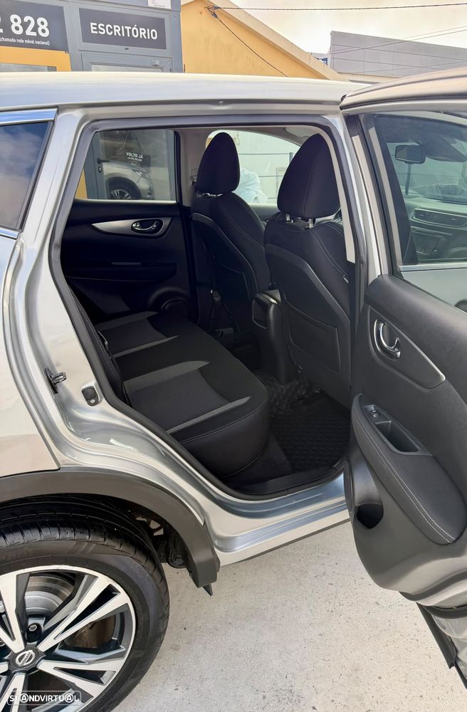 Nissan Qashqai 1.5 dCi N-Connecta - 39