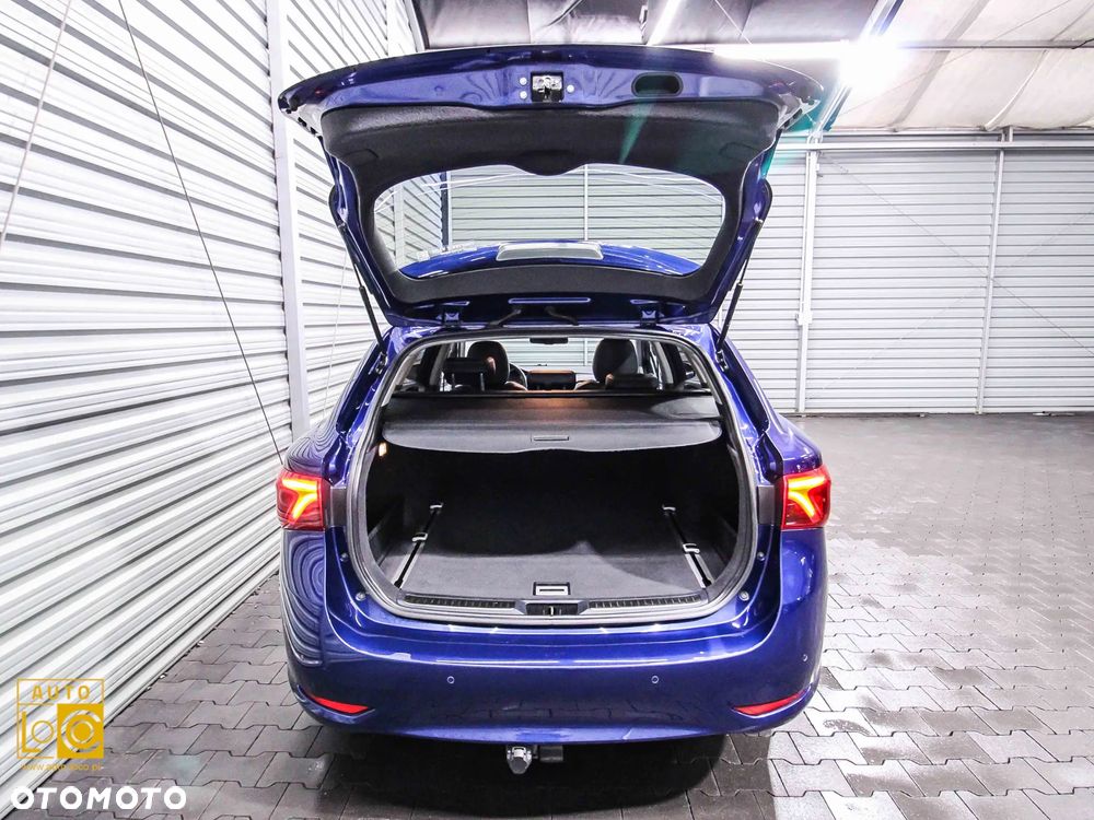 Toyota Avensis 2.0 D-4D Prestige - 13