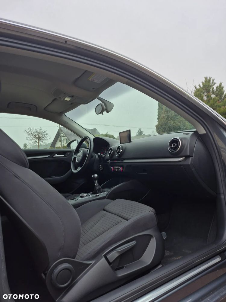 Audi A3 3-drzwiowe 1.6 TDI Ambition - 12