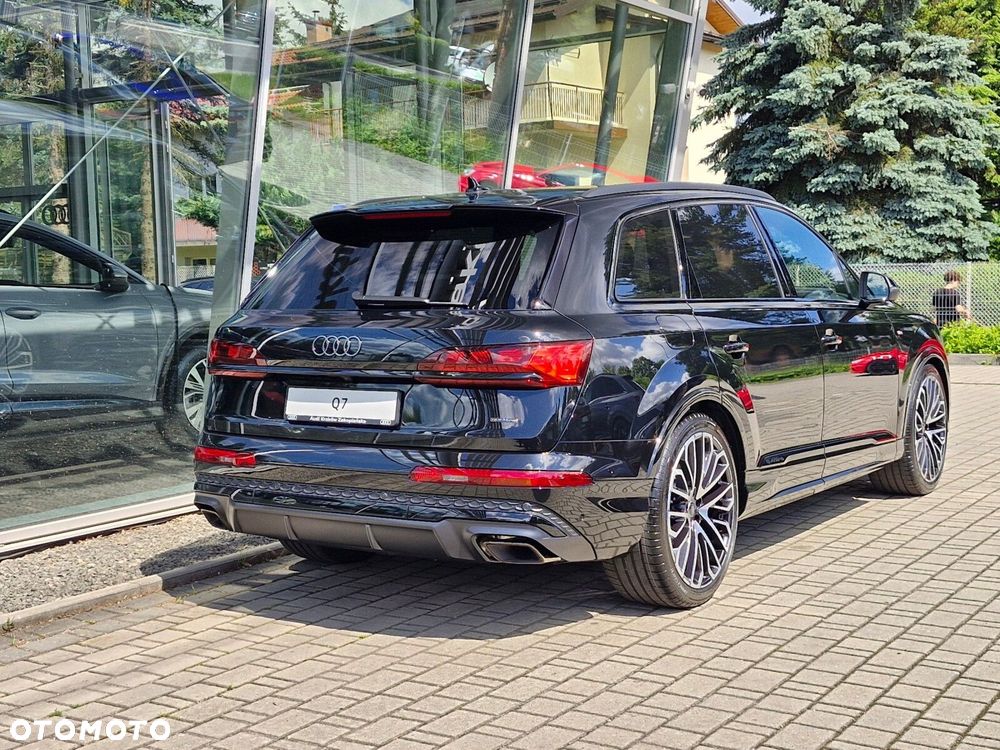 Audi Q7 55 TFSI mHEV Quattro S Line Tiptr - 11