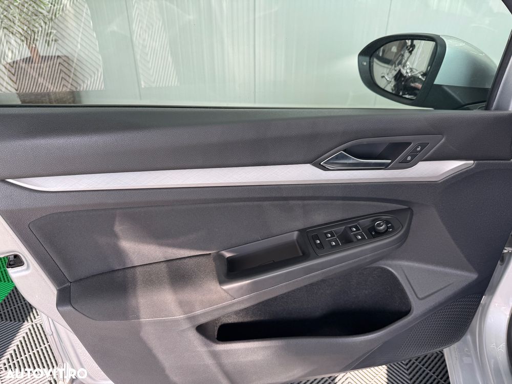 Volkswagen Golf 2.0 TDI DSG Life - 13