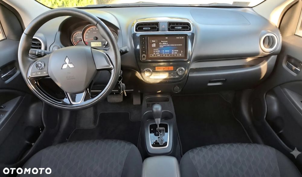 Mitsubishi Space Star 1.2 Intense SDA CVT - 9