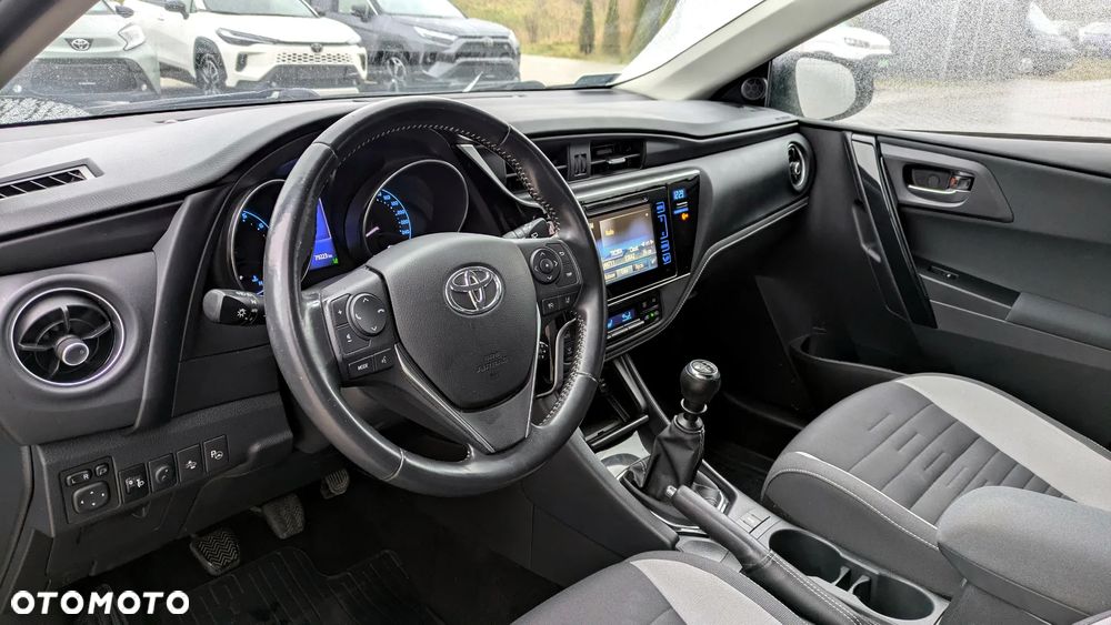 Toyota Auris 1.6 Premium - 7