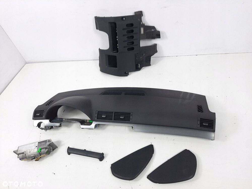 AUDI A4 B7 SEDAN S-LINE 07R DESKA KONSOLA ROZDZIELCZA PODUSZKA PASAZERA - 3