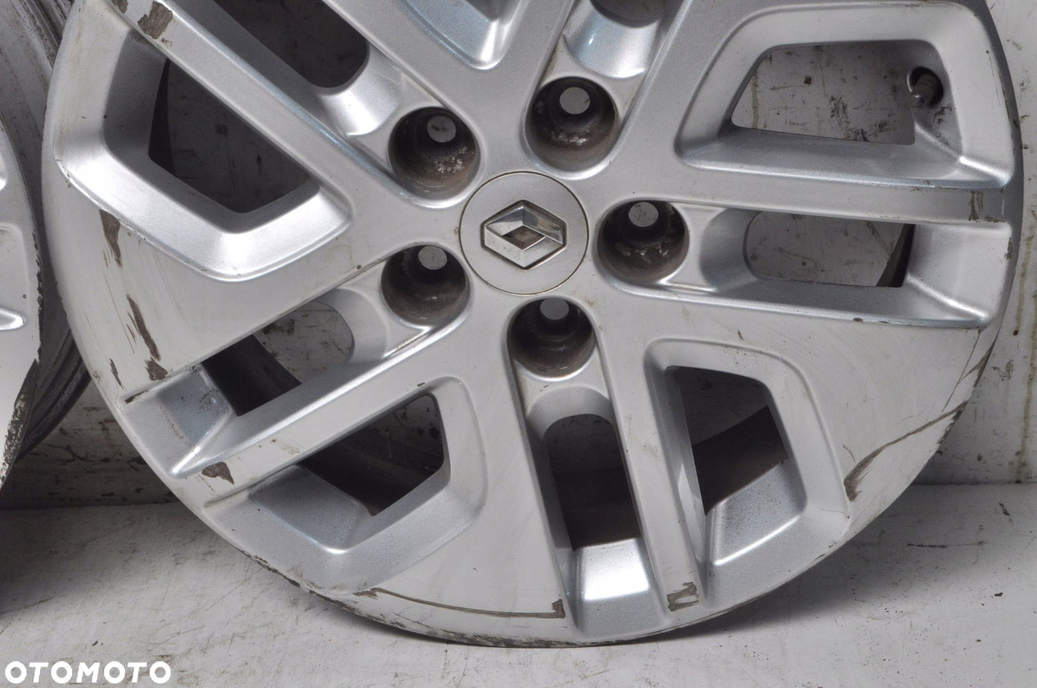 RENAULT TRAFIC OPEL VIVARO FELGI ALUMINIOWE 5X114,3 R17 93459465 KOMPLET - 4
