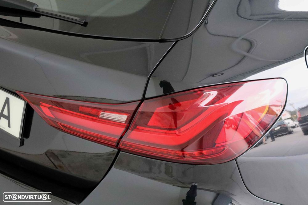 BMW 116 d Pack Desportivo M - 9
