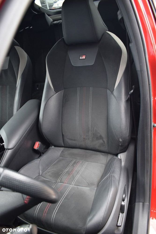 Toyota C-HR 2.0 Hybrid GR Sport - 13