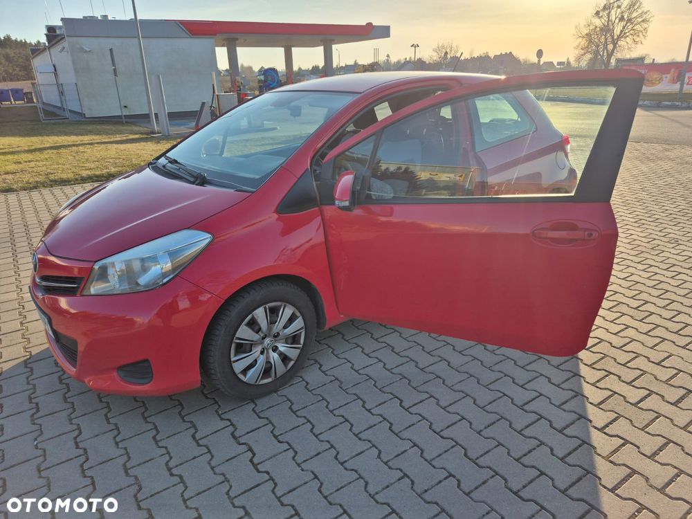 Toyota Yaris - 1