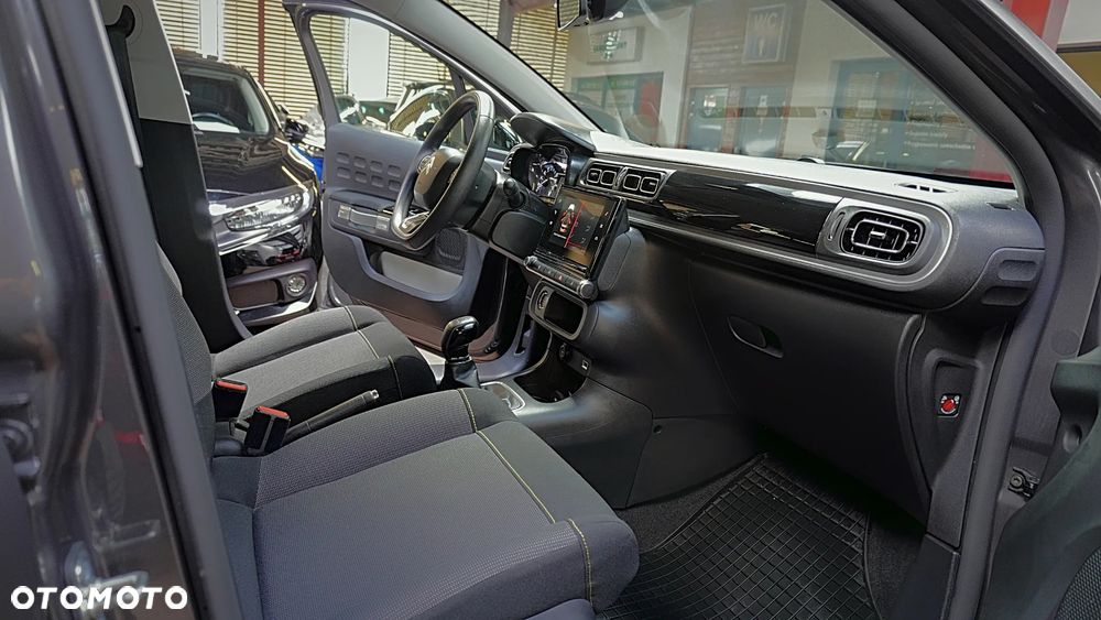 Citroën C3 1.2 PureTech Shine - 18