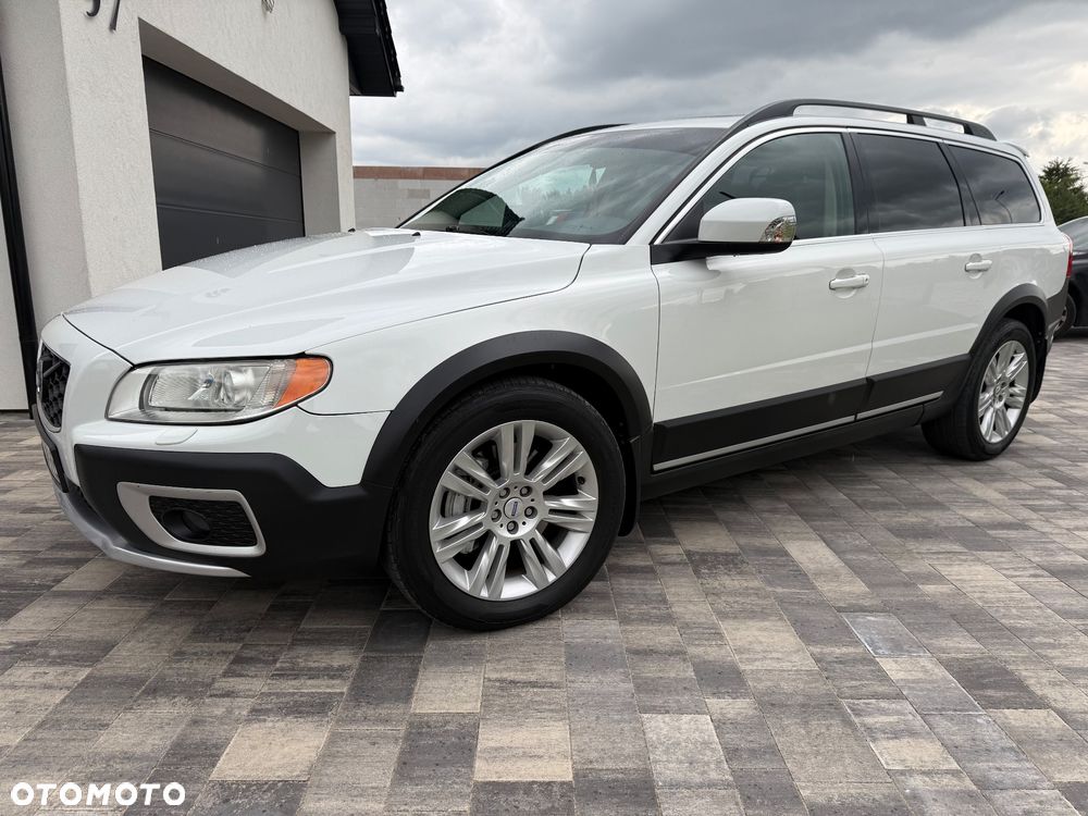 Volvo XC 70 D5 AWD Momentum - 23