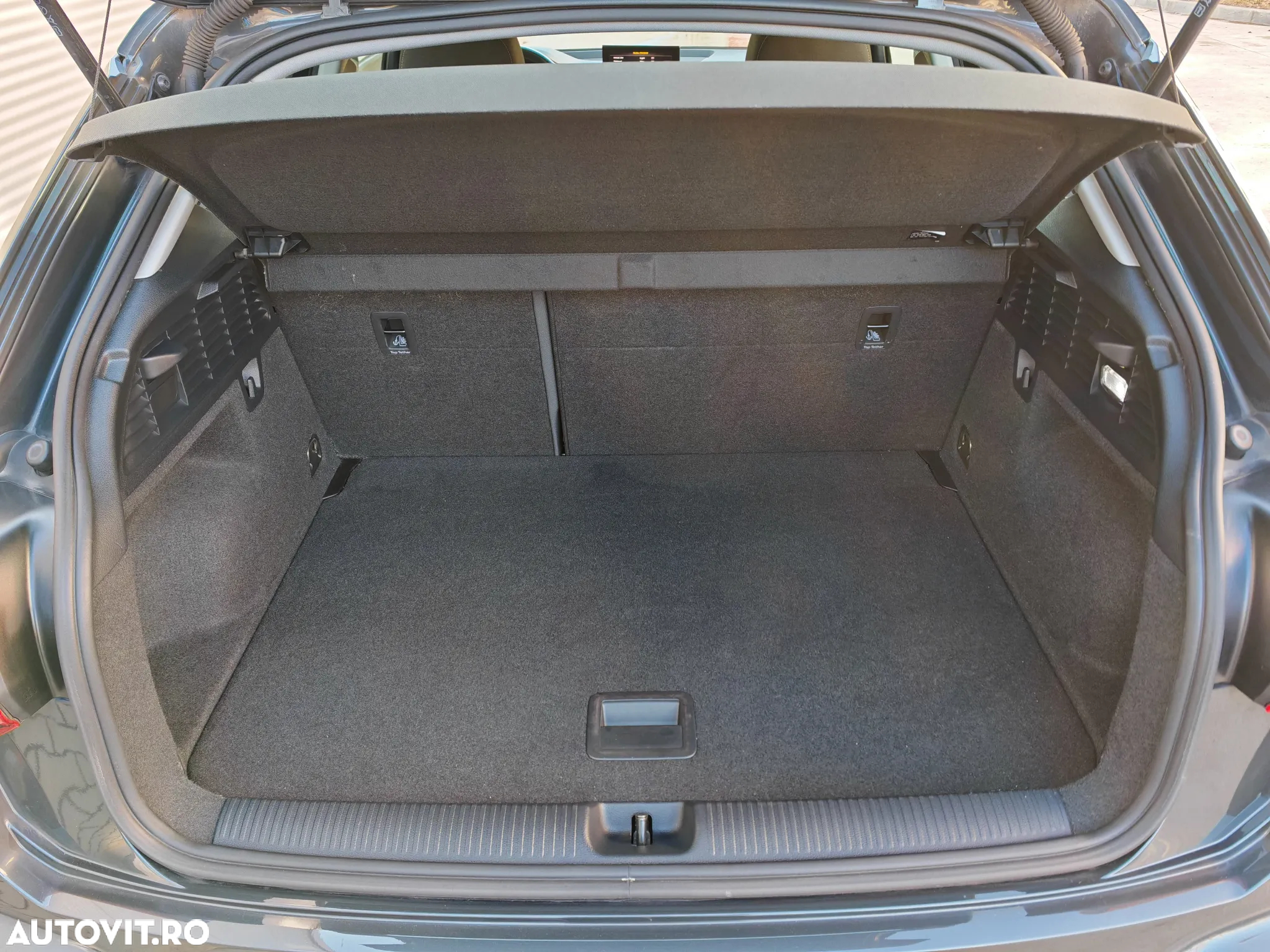 Audi Q2 30 TDI Advanced - 23