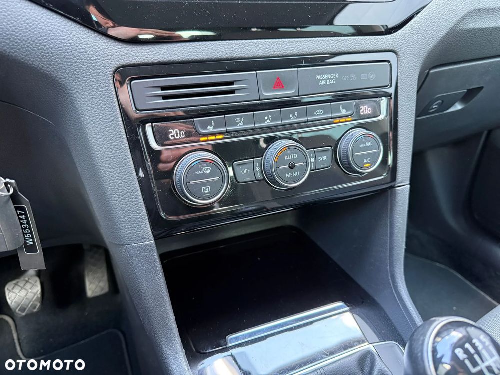 Volkswagen Golf Sportsvan 1.4 TSI (BlueMotion Technology) Highline - 31