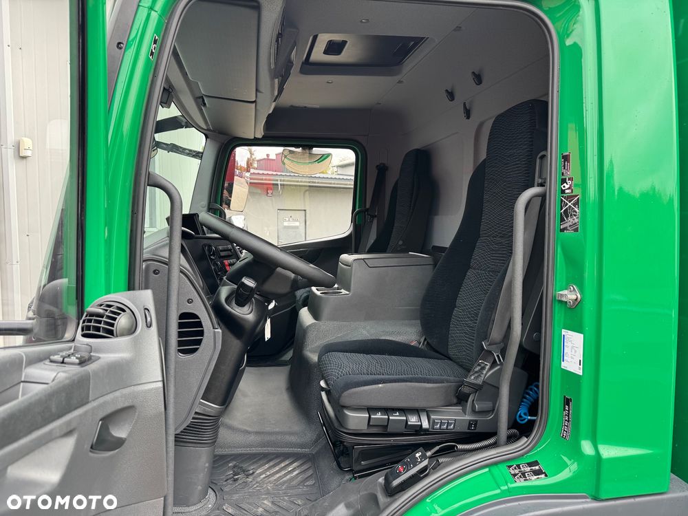 Mercedes-Benz ATEGO - 24