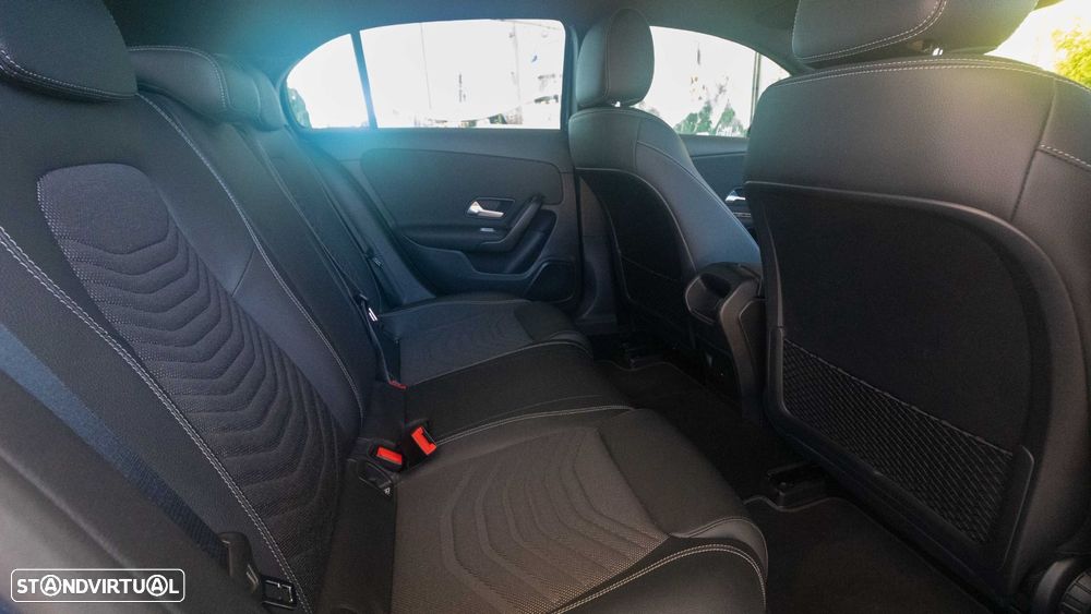Mercedes-Benz A 250 e Style Plus - 10