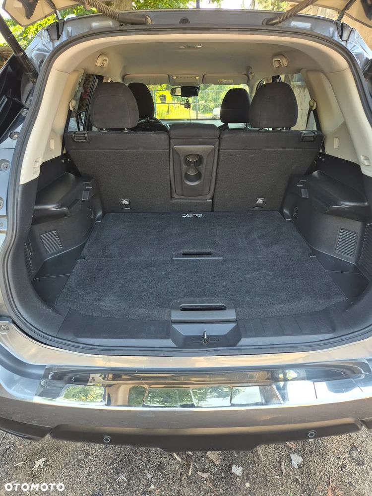 Nissan X-Trail 1.6 DIG-T N-Connecta 2WD - 10