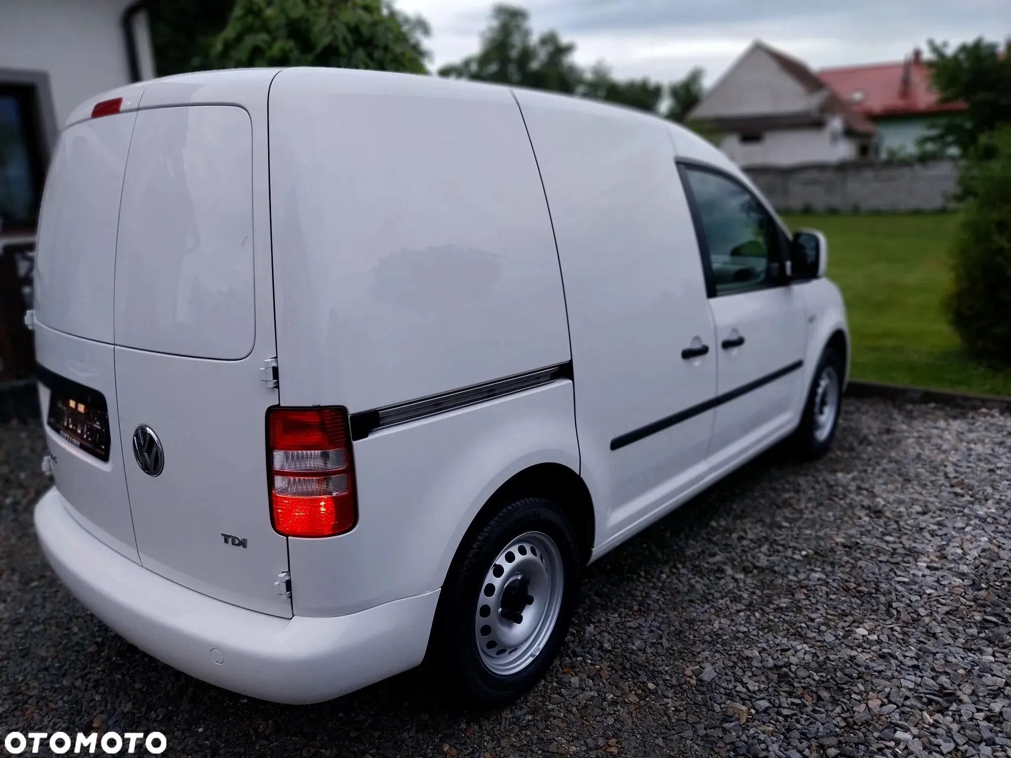 Volkswagen Caddy - 10