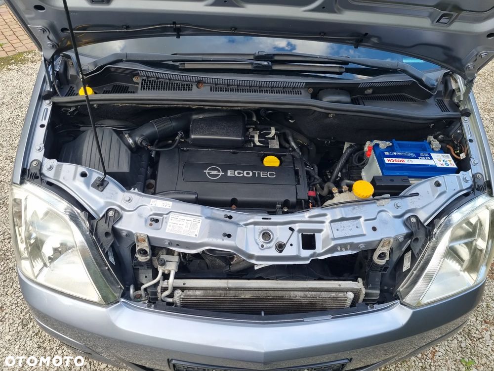 Opel Meriva 1.6 16V Easytronic Cosmo - 8