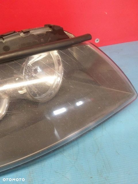 Lampa Audi a3 8p xenon prawy przód - 2