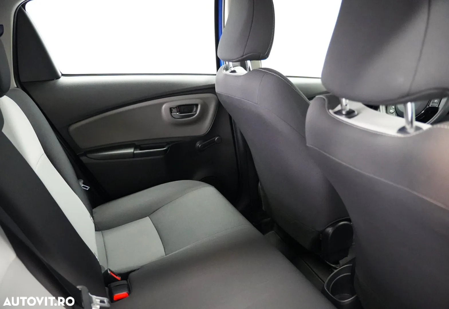 Toyota Yaris - 11