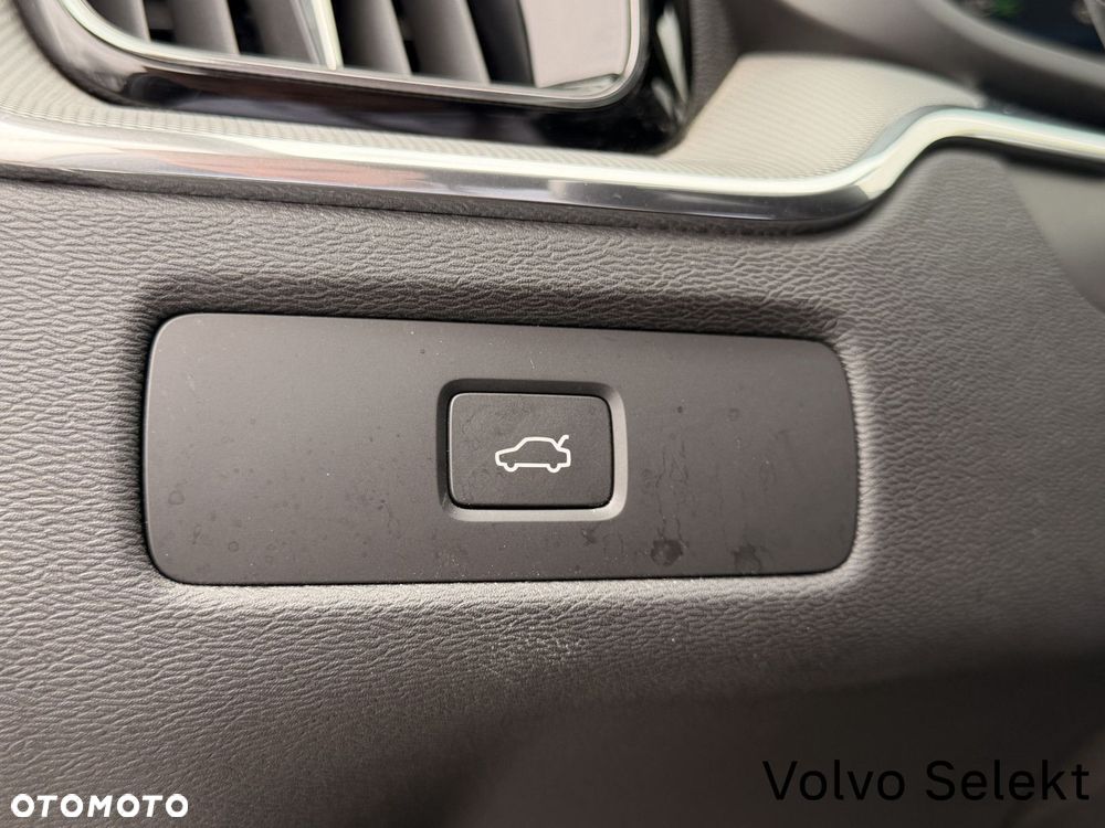 Volvo XC 60 - 8