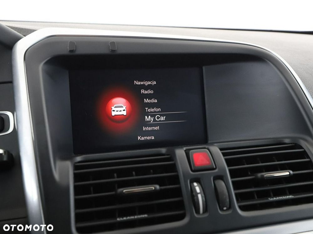 Volvo XC 60 D4 Geartronic Summum - 24