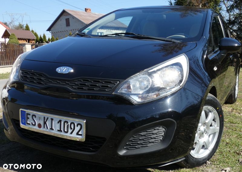 Kia Rio 1.2 Dream Team Edition - 14