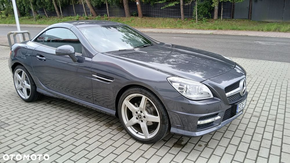 Mercedes-Benz SLK 200 (BlueEFFICIENCY) 7G-TRONIC - 12