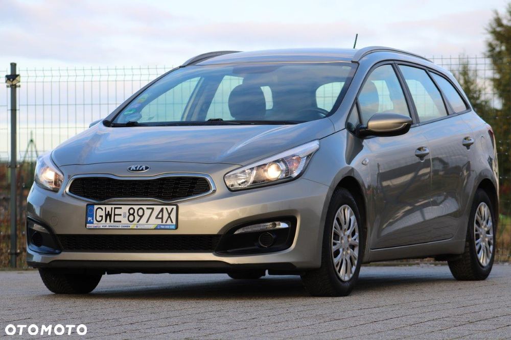Kia Ceed 1.4 Smart Plus - 35