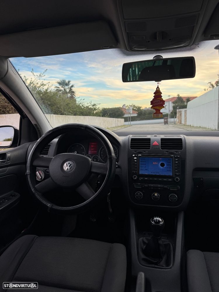 VW Golf 1.9 TDi Highline - 7