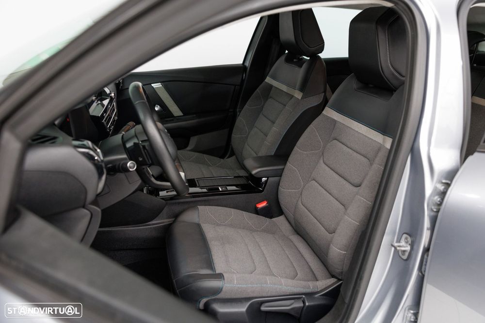 Citroën C4 1.2 PureTech Shine EAT8 - 9