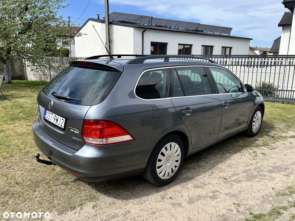 Volkswagen Golf - 3