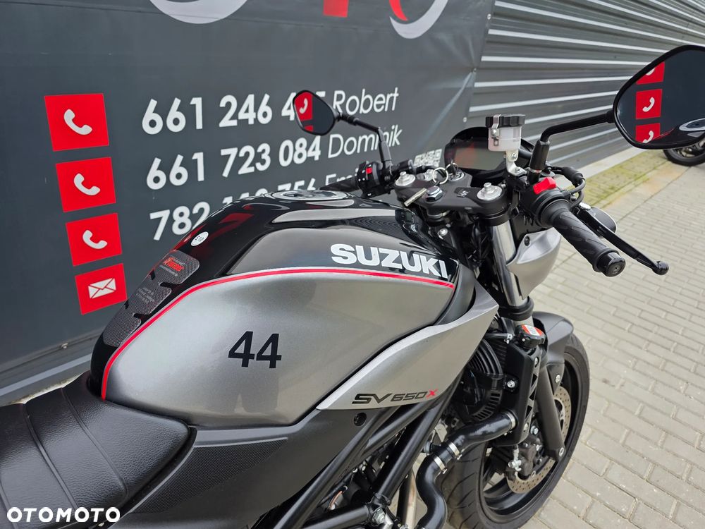 Suzuki SV - 23