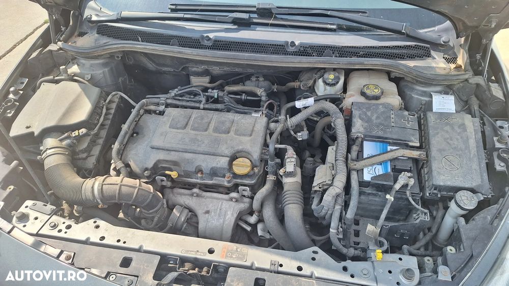 Opel Astra 1.4 ECOTEC Turbo Active - 10