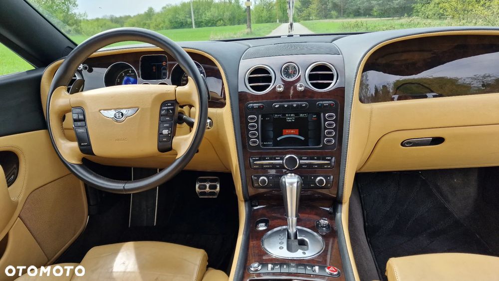Bentley Continental GT GTC - 16